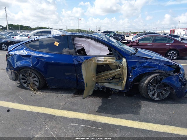 Продажа на аукционе авто 2025 Tesla Model Y Long Range Dual Motor All-wheel Drive, vin: 7SAYGDEE1SA338814, номер лота: 45185334