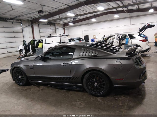 45185344 :رقم المزاد ، 1ZVBP8AM0E5281115 vin ، 2014 Ford Mustang V6 مزاد بيع