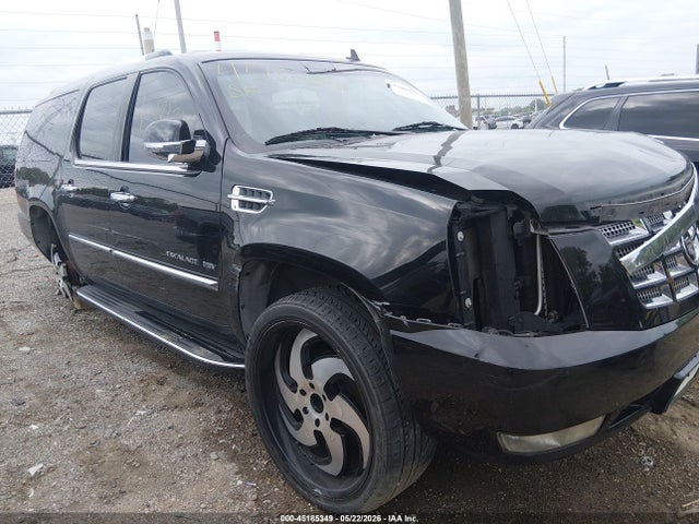 45185349 :رقم المزاد ، 1GYS4HEFXBR331752 vin ، 2011 Cadillac Escalade Esv Luxury مزاد بيع