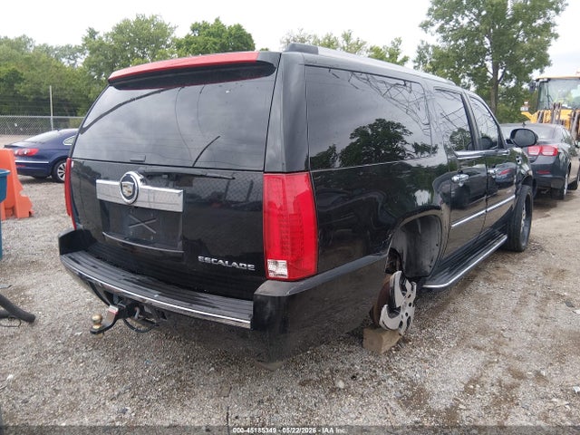45185349 :رقم المزاد ، 1GYS4HEFXBR331752 vin ، 2011 Cadillac Escalade Esv Luxury مزاد بيع