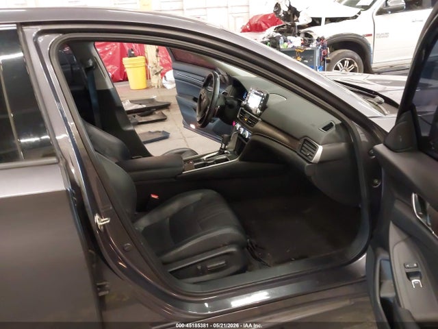 Продажа на аукционе авто 2018 Honda Accord Touring, vin: 1HGCV1F98JA024683, номер лота: 45185381