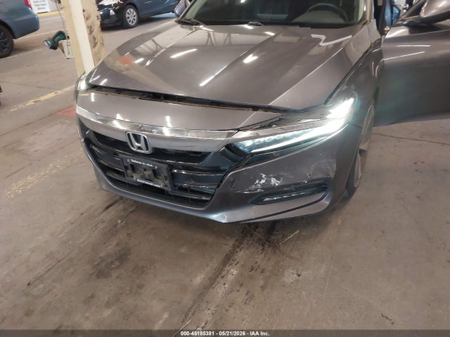 Продажа на аукционе авто 2018 Honda Accord Touring, vin: 1HGCV1F98JA024683, номер лота: 45185381