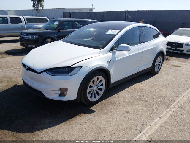 Tesla Model X 100d/75d/p100d 2018 5YJXCDE24JF136884 Image 2