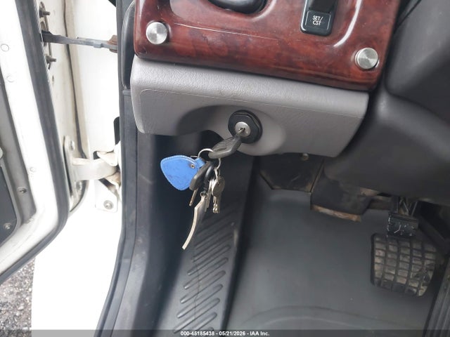 2007 Freightliner M2 106 Medium Duty მანქანა იყიდება აუქციონზე, vin: 1FVACWCS27HY03517, აუქციონის ნომერი: 45185438