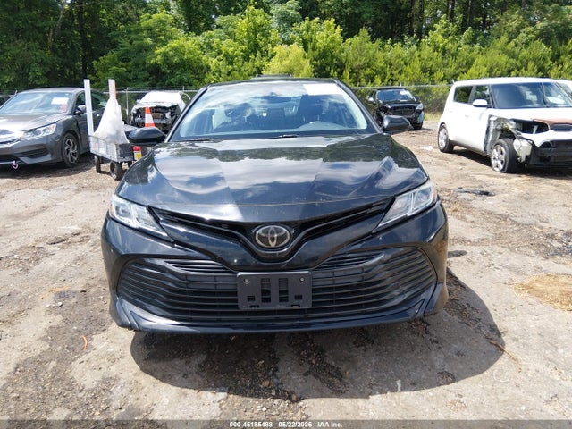 Продажа на аукционе авто 2020 Toyota Camry Le, vin: 4T1C11AK1LU355557, номер лота: 45185488