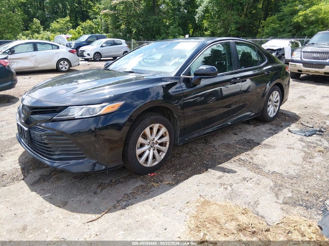Продажа на аукционе авто 2020 Toyota Camry Le, vin: 4T1C11AK1LU355557, номер лота: 45185488