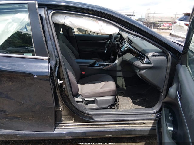 Продажа на аукционе авто 2020 Toyota Camry Le, vin: 4T1C11AK1LU355557, номер лота: 45185488