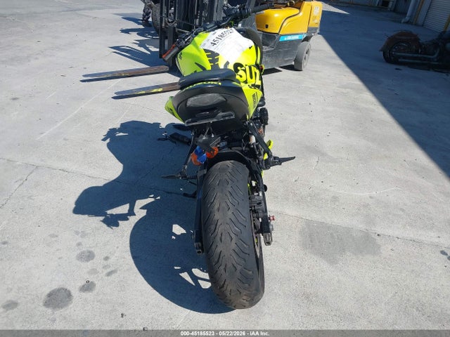 JS1C533D5J2100089 Suzuki Gsx-s750 M/z