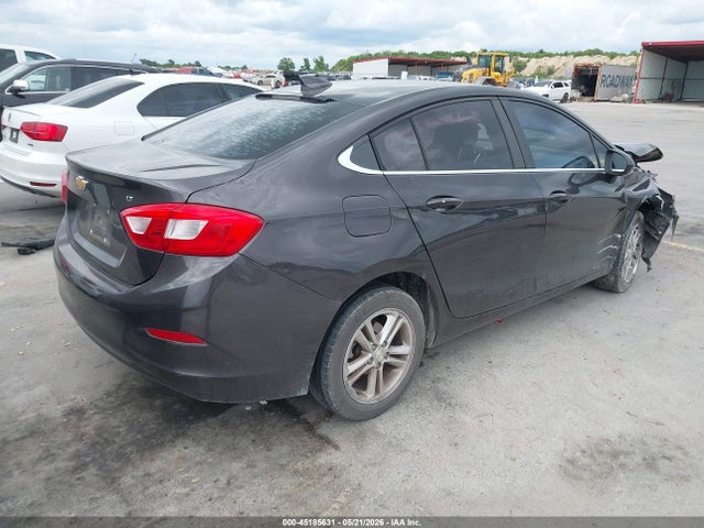 Chevrolet Cruze Lt Auto 2017 1G1BE5SM9H7210907 Image 4