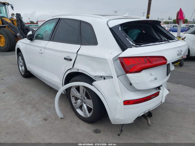 Продажа на аукционе авто 2018 Audi Q5 2.0t Premium/2.0t Tech Premium, vin: WA1ANAFY5J2023010, номер лота: 45185646