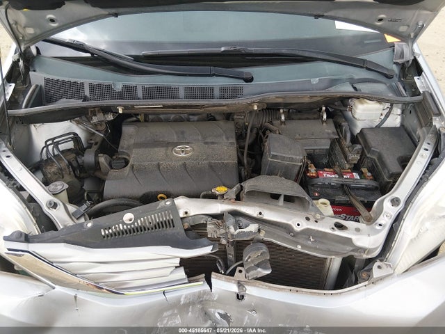 2011 Toyota Sienna Le V6 მანქანა იყიდება აუქციონზე, vin: 5TDKK3DC3BS043496, აუქციონის ნომერი: 45185647