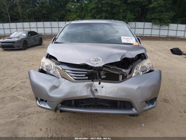 2011 Toyota Sienna Le V6 მანქანა იყიდება აუქციონზე, vin: 5TDKK3DC3BS043496, აუქციონის ნომერი: 45185647