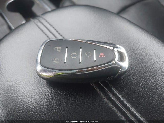 1G1ZE5ST1GF335717 Chevrolet MALIBU 1LT