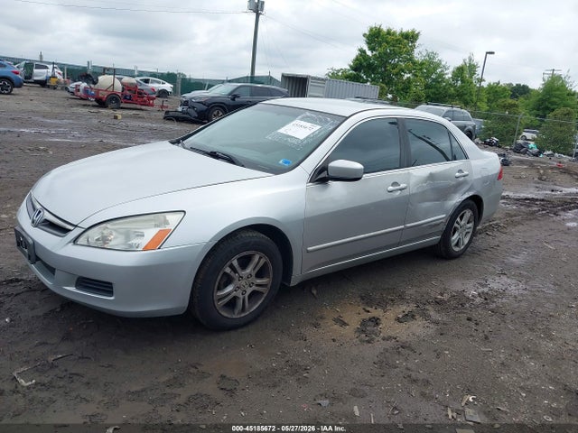 45185672 :رقم المزاد ، 1HGCM56317A097392 vin ، 2007 Honda Accord 2.4 Se مزاد بيع