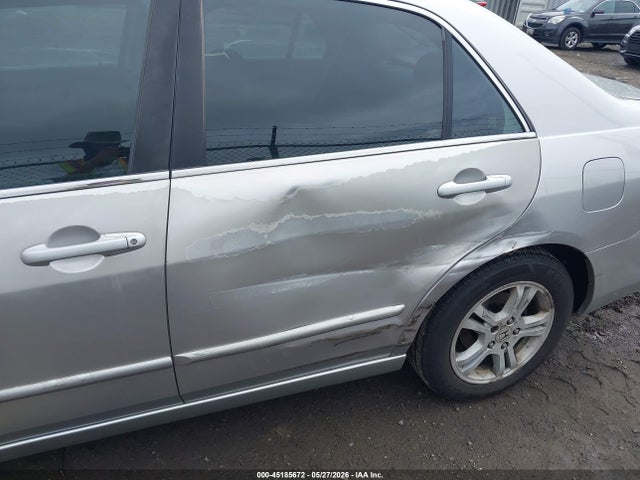 45185672 :رقم المزاد ، 1HGCM56317A097392 vin ، 2007 Honda Accord 2.4 Se مزاد بيع