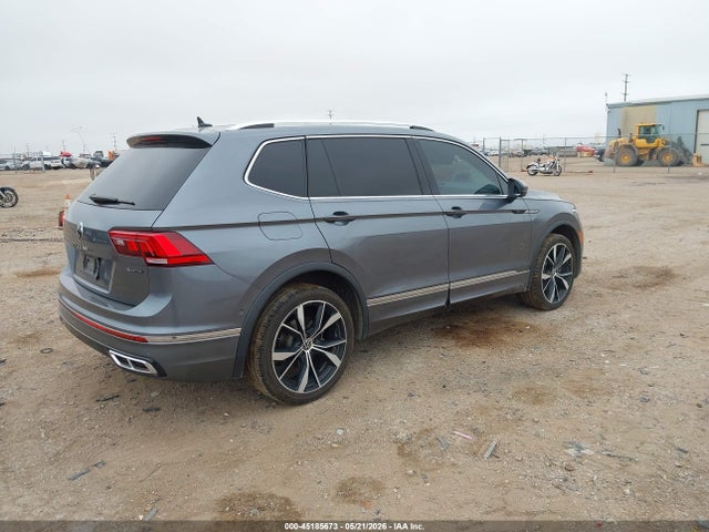 3VV4B7AX4NM084104 Volkswagen Tiguan 2.0t Sel R-line