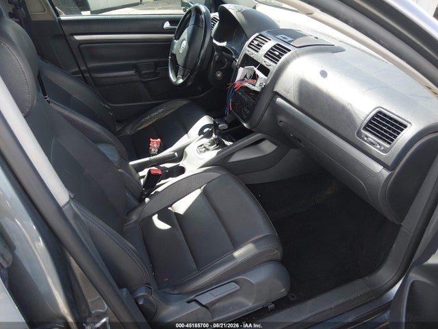 45185700 :رقم المزاد ، 3VWRJ71KX8M145372 vin ، 2008 Volkswagen Jetta Wolfsburg Edition مزاد بيع
