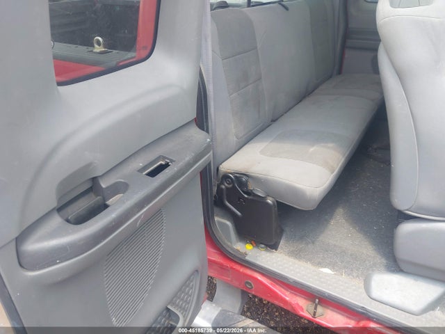 2004 Ford F-250 Lariat/xl/xlt მანქანა იყიდება აუქციონზე, vin: 1FTNX21P94EC44506, აუქციონის ნომერი: 45185739