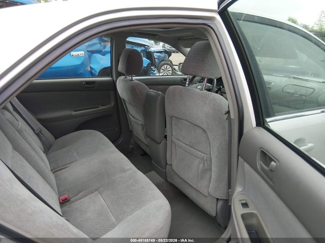 Продаж на аукціоні авто 2004 Toyota Camry Le, vin: 4T1BE30K74U853129, номер лоту: 45185749