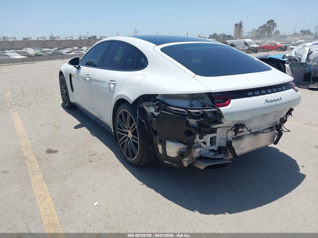 WP0AE2A78JL127768 Porsche Panamera E-hybrid 4
