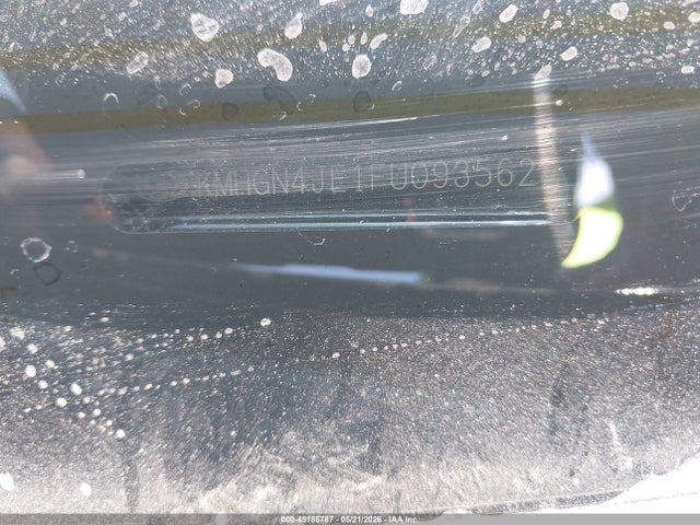 Hyundai Genesis 3.8 2015 KMHGN4JE1FU093562 Image 9