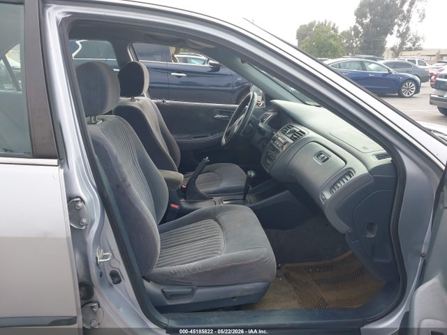Продаж на аукціоні авто 1998 Honda Accord Lx, vin: 1HGCG5648WA210317, номер лоту: 45185822