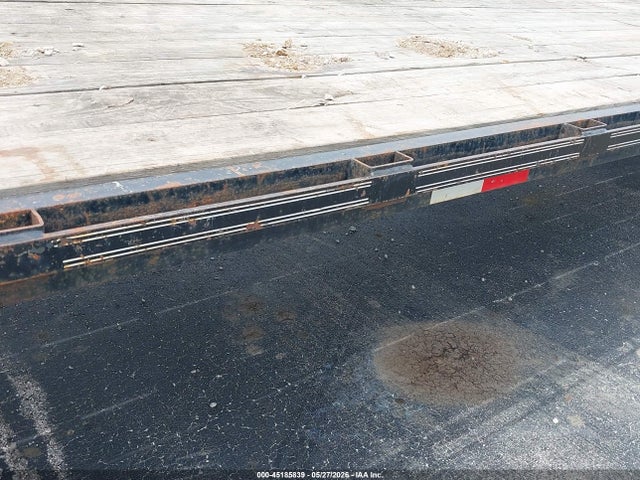 45185839 :رقم المزاد ، 4T93H4024NM402529 vin ، 2022 Trailmaxx Flatbed Gooseneck Trailer مزاد بيع