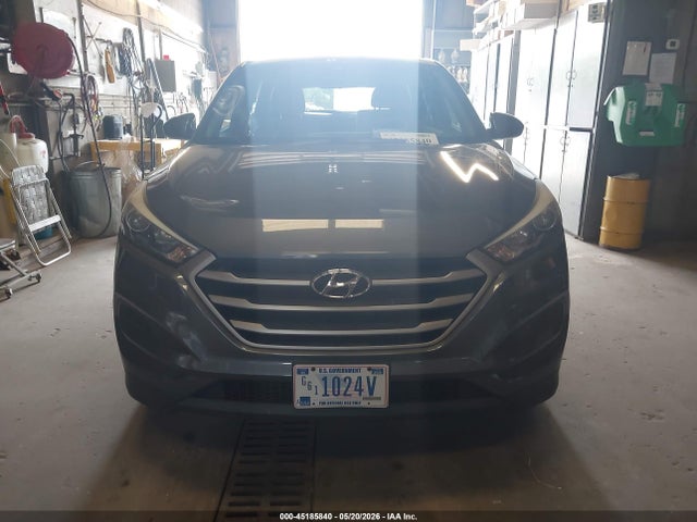 45185840 :رقم المزاد ، KM8J2CA45JU658789 vin ، 2018 Hyundai Tucson Se مزاد بيع