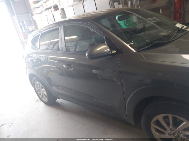 45185840 :رقم المزاد ، KM8J2CA45JU658789 vin ، 2018 Hyundai Tucson Se مزاد بيع