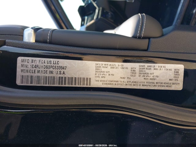 45185861 :رقم المزاد ، 1C4RJYD60PC633947 vin ، 2023 Jeep Grand Cherokee 4xe Overland مزاد بيع