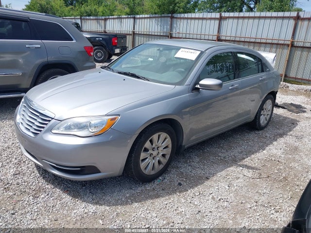 Aukcja sprzedaży 2014 Chrysler 200 Lx, vin: 1C3CCBAB3EN124245, numer aukcji: 45185897