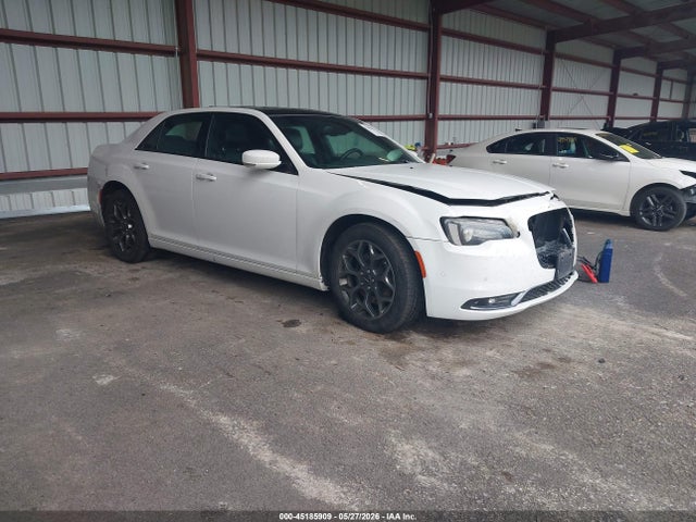 2016 Chrysler 300 300s მანქანა იყიდება აუქციონზე, vin: 2C3CCAGG2GH161912, აუქციონის ნომერი: 45185909
