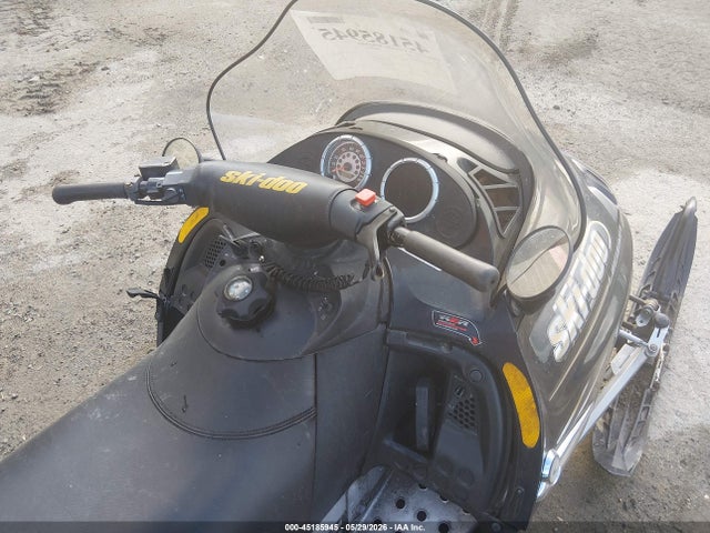 45185945 :رقم المزاد ، 2BPS291644V000631 vin ، 2004 Ski Doo Other مزاد بيع