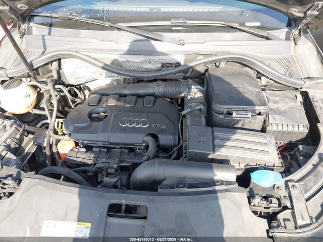 WA1HCCFS3JR004264 Audi Q3 2.0t Premium/2.0t Sport Premium