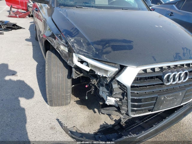45186012 :رقم المزاد ، WA1HCCFS3JR004264 vin ، 2018 Audi Q3 2.0t Premium/2.0t Sport Premium مزاد بيع