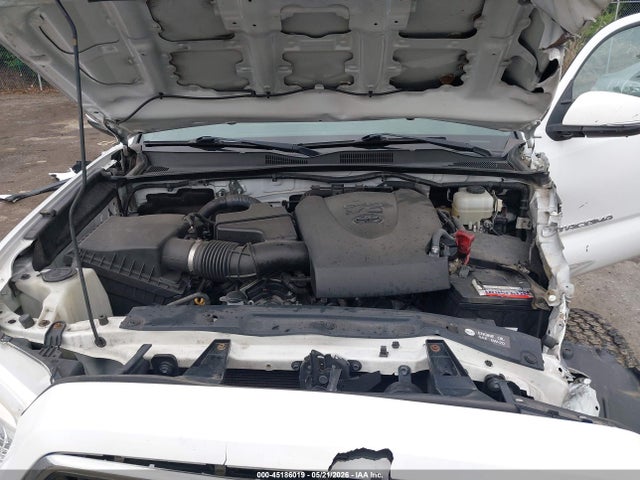 2017 Toyota Tacoma Trd Off Road მანქანა იყიდება აუქციონზე, vin: 3TMCZ5AN9HM048700, აუქციონის ნომერი: 45186019