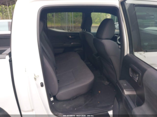 2017 Toyota Tacoma Trd Off Road მანქანა იყიდება აუქციონზე, vin: 3TMCZ5AN9HM048700, აუქციონის ნომერი: 45186019
