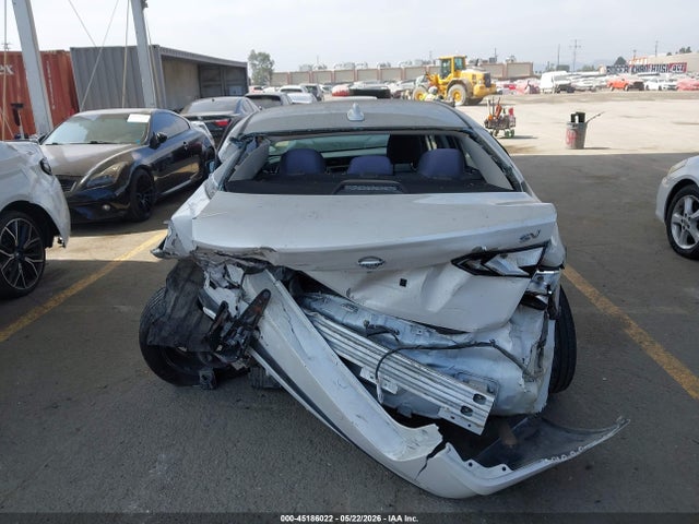 2020 Nissan Versa Sv Xtronic Cvt მანქანა იყიდება აუქციონზე, vin: 3N1CN8EV8LL813078, აუქციონის ნომერი: 45186022