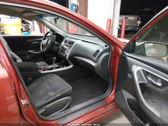 Nissan Altima 2.5 S 2014 1N4AL3APXEC120702 Image 5