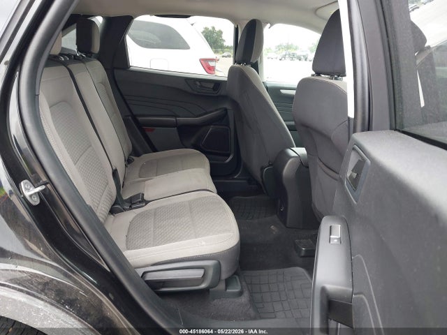 45186064 :رقم المزاد ، 1FMCU0G67NUA45699 vin ، 2022 Ford Escape Se مزاد بيع