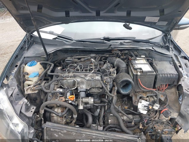 45186090 :رقم المزاد ، WVWMM7AJ0BW176617 vin ، 2011 Volkswagen Golf Tdi 2-door مزاد بيع
