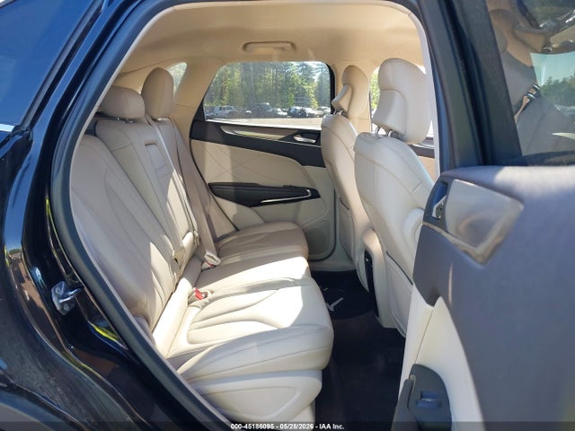 Lincoln Mkc Premiere 2017 5LMCJ1D96HUL61058 Image 8