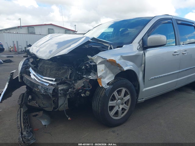 2011 Chrysler Town & Country Touring მანქანა იყიდება აუქციონზე, vin: 2A4RR5DG8BR723468, აუქციონის ნომერი: 45186113