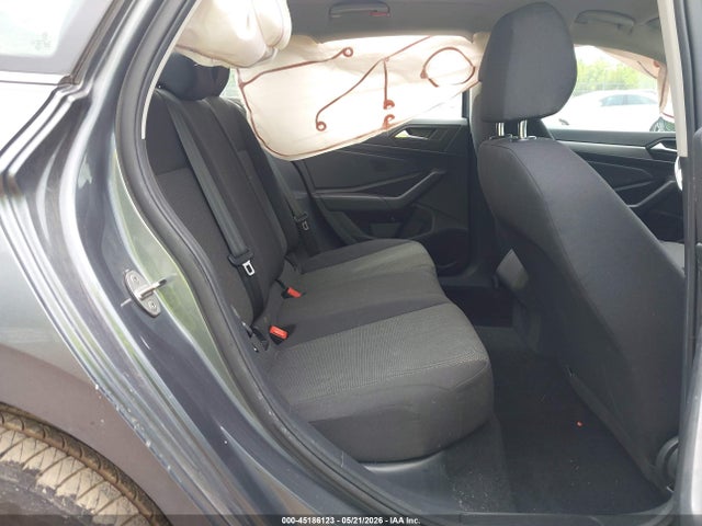 45186123 :رقم المزاد ، 3VWCB7BU5KM181156 vin ، 2019 Volkswagen Jetta 1.4t R-line/1.4t S/1.4t Se مزاد بيع