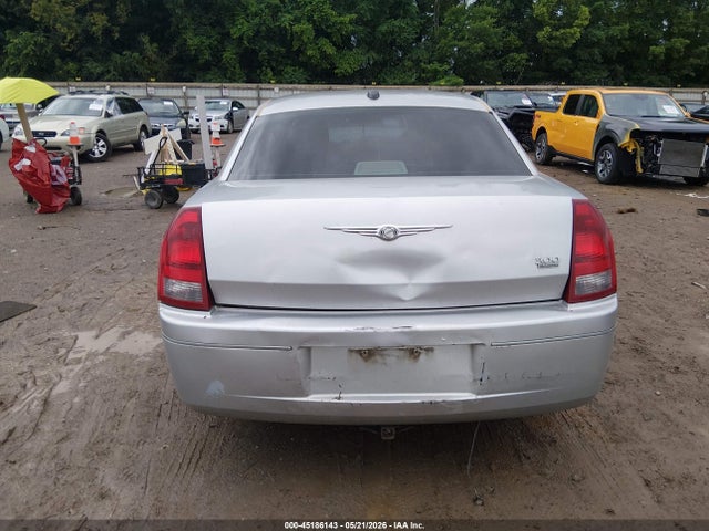 Продажа на аукционе авто 2005 Chrysler 300 Touring, vin: 2C3JA53G65H180258, номер лота: 45186143