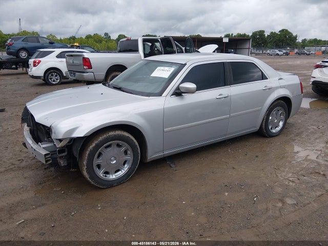 2005 Chrysler 300 Touring მანქანა იყიდება აუქციონზე, vin: 2C3JA53G65H180258, აუქციონის ნომერი: 45186143