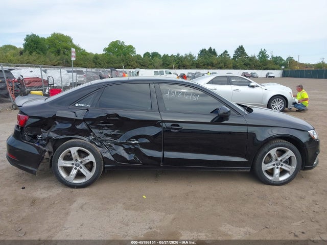 Продажа на аукционе авто 2017 Audi A3 2.0t Premium, vin: WAUB8GFF1H1030293, номер лота: 45186151