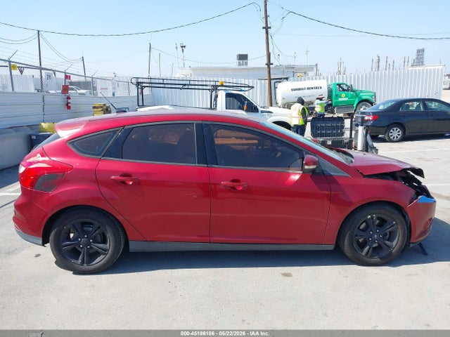 Ford FOCUS SE 2014 1FADP3K21EL399445 Image 14