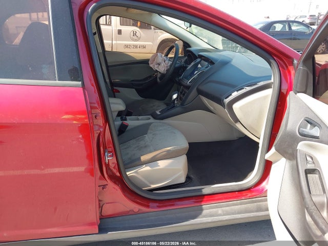 Ford FOCUS SE 2014 1FADP3K21EL399445 Image 5