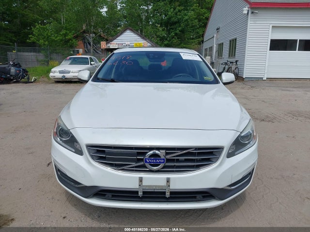 45186230 :رقم المزاد ، LYV612TM6GB093461 vin ، 2016 Volvo S60 Inscription T5 Platinum مزاد بيع